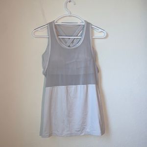 Lululemon Tank Top Dove Gray - Size 6